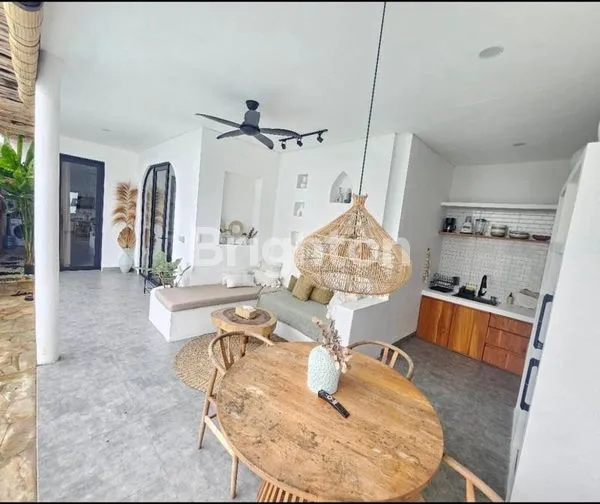 image VILLA CANTIK SUPER ESTETIC KONSEP MEDITERANIAN FULL FURNISH DIKAWASAN WISATA POPULER UNGASAN -ULUWATU BADUNG (6)