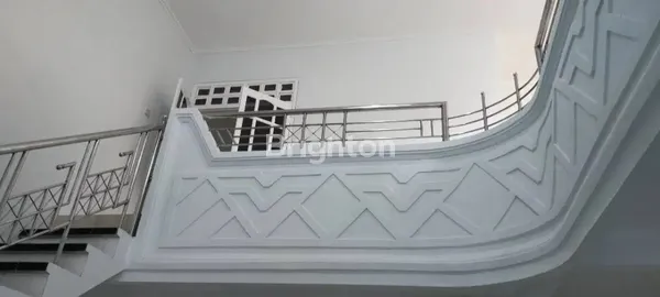 image RUMAH NANAS PONDOK CANDRA TERAWAT SIAP HUNI, STRATEGIS DEKAT MERR, DEKAT TOL TAMBAK SUMUR  (2)