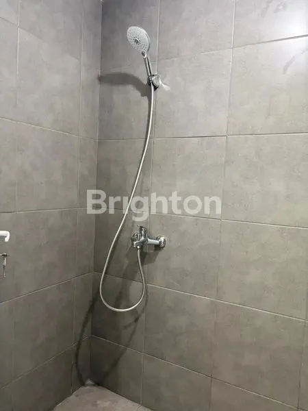 image APARTEMEN WESTOWN VIEW TOWER LA CHIVA VIEW CITY AND POOL (4)