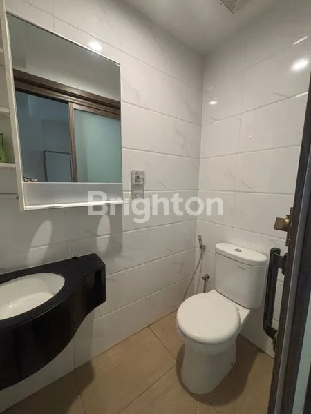 image APARTEMEN SKY HOUSE ALAM SUTERA STUDIO FULLY FURNISHED (BARU) - HARGA ALL IN TINGGAL BAWA KOPER! (7)