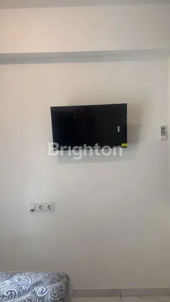 image APARTEMEN SKY HOUSE ALAM SUTERA STUDIO FULLY FURNISHED (BARU) - HARGA ALL IN TINGGAL BAWA KOPER! (4)