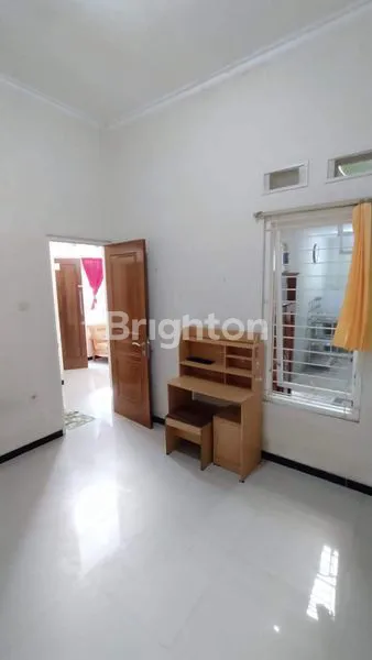 image HUNIAN NYAMAN DI POLOWIJEN, 2KT 1KM (2)