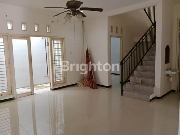 image DIJUAL CEPAT RUMAH BAGUS TERAWAT SIAP HUNI DI PANTAI MENTARI, HADAP FAVORIT (5)