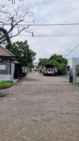 image GUDANG DAN KANTOR DI PERGUDANGAN BUMI MASPION ROMOKALISARI (3)