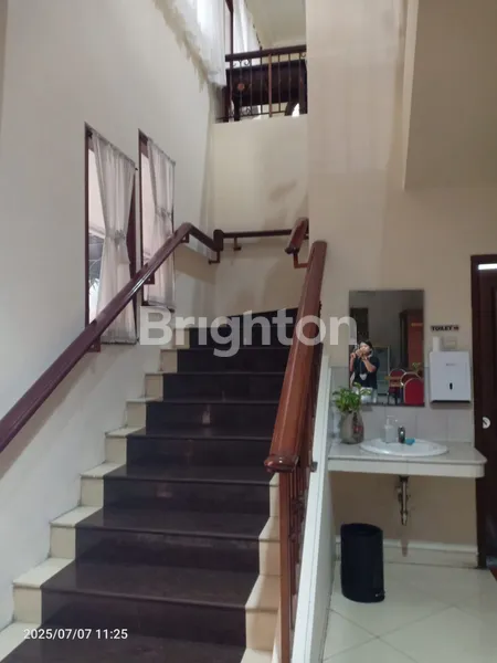 image RUMAH KOST STRATEGIS DI RAYA KERTAJAYA INDAH (4)