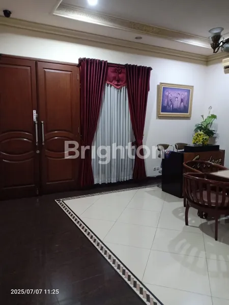 image RUMAH KOST STRATEGIS DI RAYA KERTAJAYA INDAH (8)