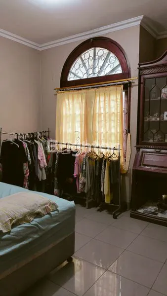 image JARANG ADA...  RUMAH 2 LANTAI YANG PERUNTUKANNYA BISA UNTUK USAHA LOKASI SANGAT STRATEGIS DI KAYU PUTIH JAKARTA TIMUR (5)