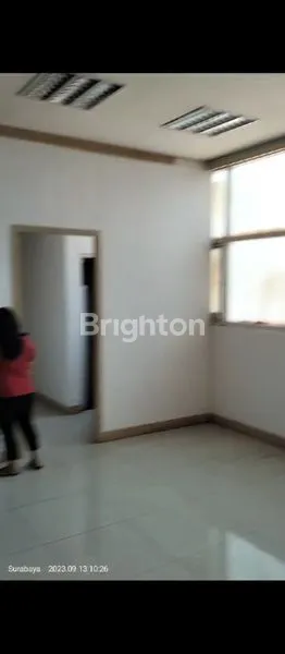 image RUKO 4 LANTAI DI PERAK BARAT SBY (3)