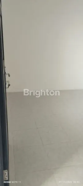 image RUMAH CANTIK DI PAMULANG LOKASI STRATEGIS (4)