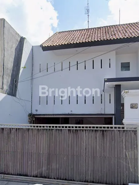 image RUMAH ADA POOL 5+2 BEDROOM DI RENON DEKAT LAPANGAN RENON (5)