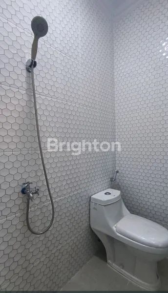 image RUMAH CANTIK 2 LANTAI DI CIPONDOH, TANGERANG. (8)