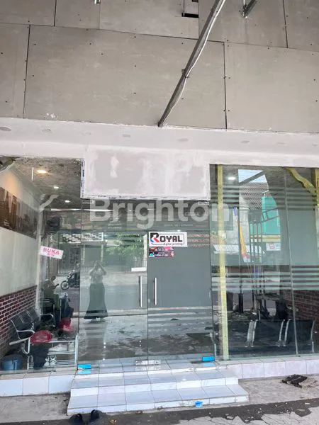 image RUANG USAHA JALAN UTAMA SLAMET RIYADI KARTASURA TRAFFIC RAMAI ( OPER KONTRAK 10BLN ) (2)