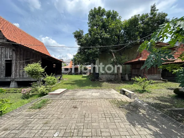image TERMURAH!! GUDANG HITUNG TANAH RAYA MASTRIP DEKAT TOL GUNUNGSARI DAN TOL KARANGPILANG (4)