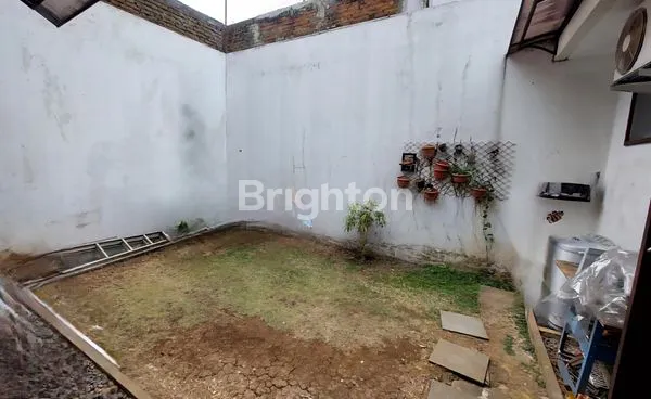 image RUMAH SIAP HUNI DI RIVERSIDE KOTA MALANG (6)