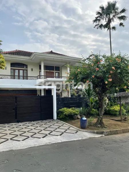 RUMAH MEWAH AREA DIENG