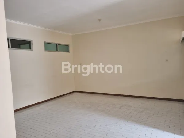 image SEWA RUMAH 1 ½ LANTAI TOMANG JAKARTA BARAT (3)