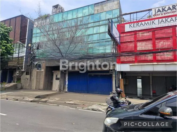 image RUKO 4 LANTAI STRATEGIS DI PERCETAKAN NEGARA (6)