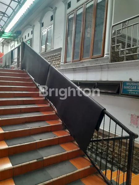 image GUDANG & GOR BADMINTON DEPOK, LT 1328M² (4)