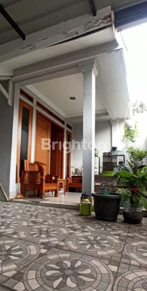 image RUMAH FLEXIBLE DEKAT KAMPUS UI DAN TOL KUKUSAN DEPOK (2)