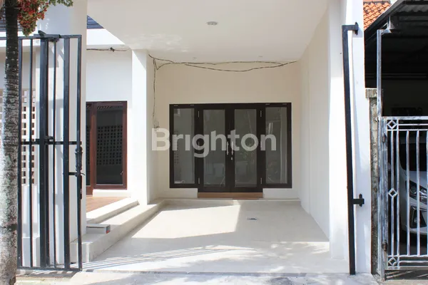 image RUMAH BANGUNAN BARU DENGAN 2 KAMAR TIDUR (2)