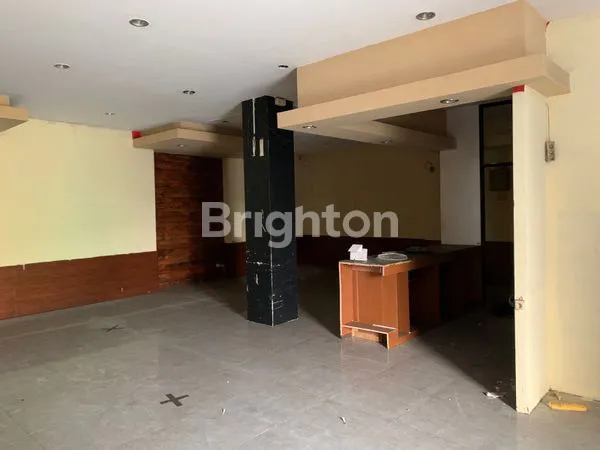 image RUKO  GANDENG 3 LANTAI  BINTARO JAKARTA SELATAN  (4)