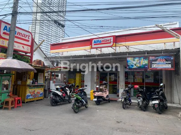 RUMAH USAHA SIAP PAKAI COCOK UNTUK USAHA APA SAJA KONDISI DISEWA ALFAMART NOL JALAN BENDUL MERISI JAGIR WONOKROMO