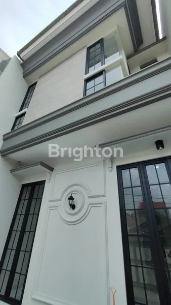 image DIJUAL RUMAH BARU 2 LANTAI MINIMALIS 4 KAMAR DI BARUK MERR RUNGKUT - HARGA 1,7 M NEGO (2)