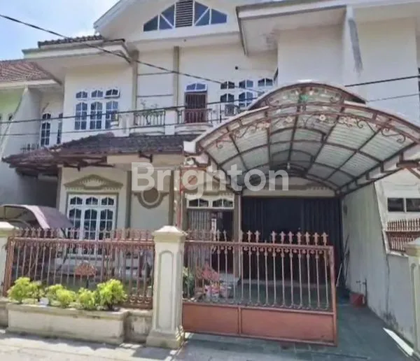 image SEWA RUMAH KOMPLEK PINGGIR JALAN RINGROAD (1)