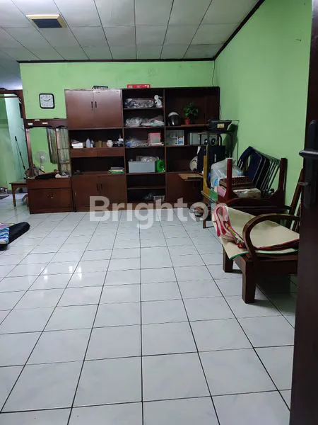 image RUMAH HOEK KOS2AN KARTINI 4 KAMAR (3)