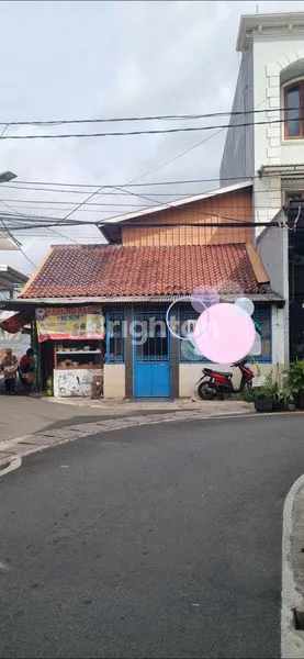 image RUMAH HOEK KOS2AN KARTINI 4 KAMAR (1)