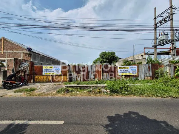 image DIJUAL TANAH AREA RAMAI DI NOL JALAN KALIOMBO (1)