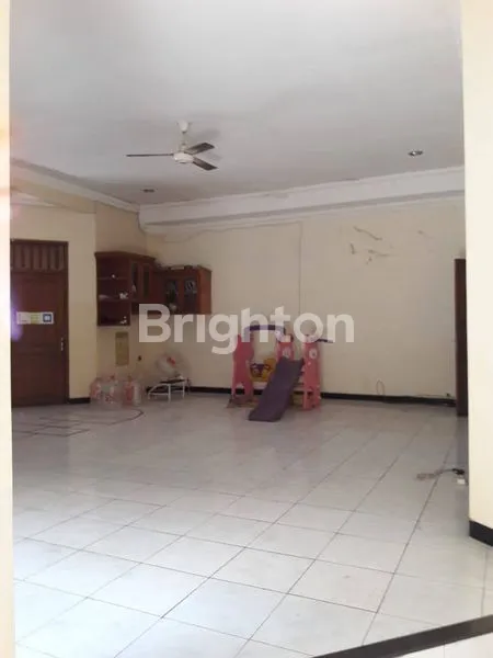 image RUMAH TERAWAT DI SEMOLOWARU 1,5 LANTAI DEKAT MERR, NGINDEN, MANYAR, KLAMPIS, GALAXY MALL, UNTAG (4)