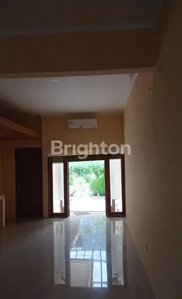 image RUMAH PERMANEN 2 LANTAI COCOK BUAT KOST AN DEPOK (3)