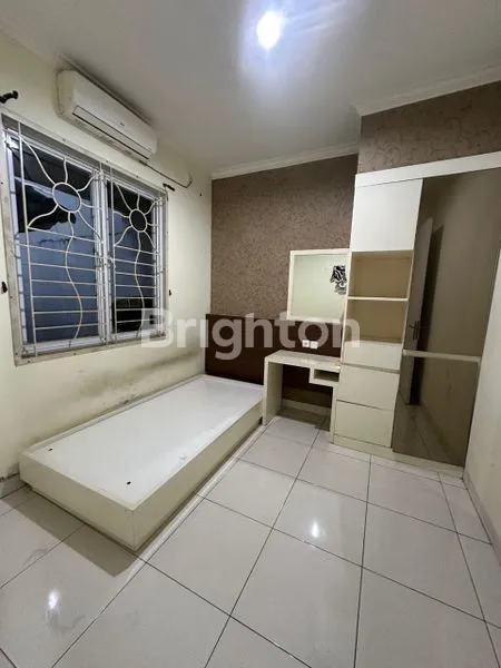 image INVESTASI IDEAL DI LEGENDA WISATA CIBUBUR (4)