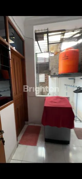 image RUMAH LUAS 1.5 LANTAI DI KARTINI, SHM (8)