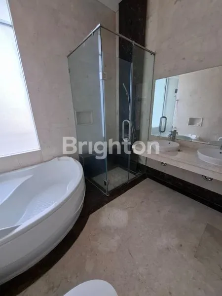 image PALM BEACH PAKUWON CITY 2 LANTAI SIAP HUNI  (6)