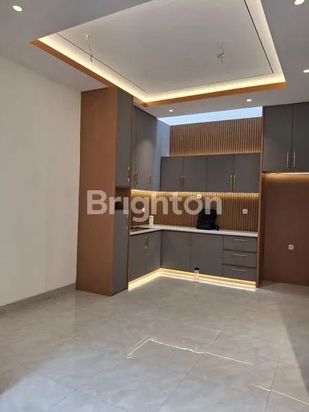 image HUNIAN MEWAH 3 LANTAI, LT 90M² (5)