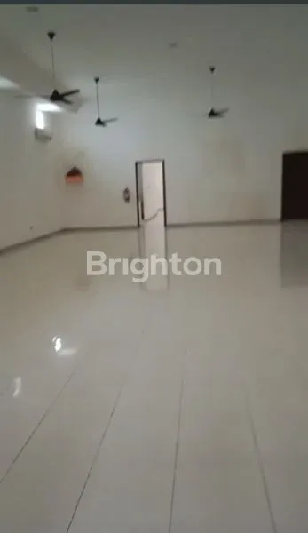 image MURAH !! KANTOR /GUDANG 800 METER DI TAMAN SARI KROBOKAN BALI (5)