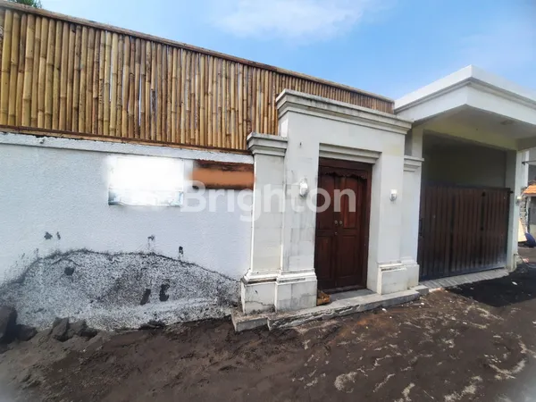 image DISEWAKAN VILLA TROPIS 2BR DEKAT PANTAI BATU BOLONG PRIVATE, STRATEGIS & NYAMAN UNTUK TINGGAL JANGKA PANJANG (7)