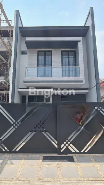 image HUNIAN MODERN 4+1 KT DEKAT GALAXY MALL (1)