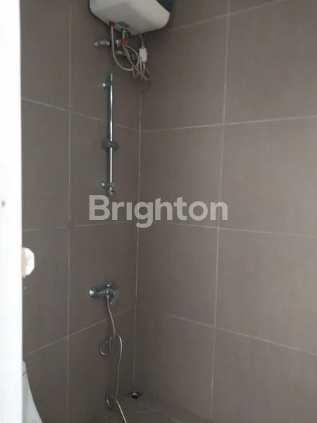 image DI JUAL RUMAH TAMAN BROMO LIPPO KARAWACI (2)