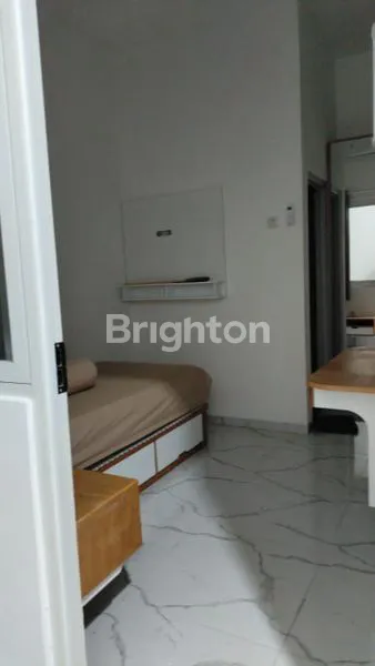 image RUMAH KOS 3 LANTAI DI SUHAT (6)