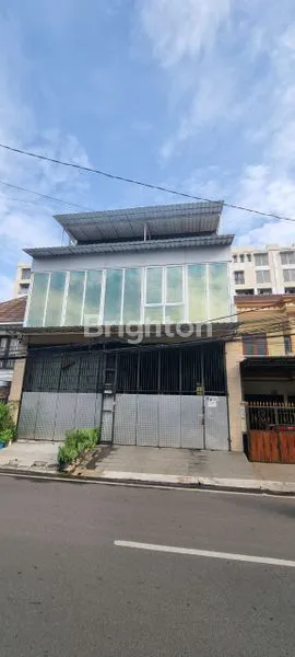 image RUMAH 4 LANTAI SEMANAN JAKARTA BARAT (1)