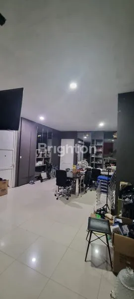 image RUMAH 4 LANTAI SEMANAN JAKARTA BARAT (6)