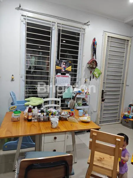 image RUMAH FULL FURNISHED PARKIRAN LUAS OMAHA VILLAGE GADING SERPONG (4)