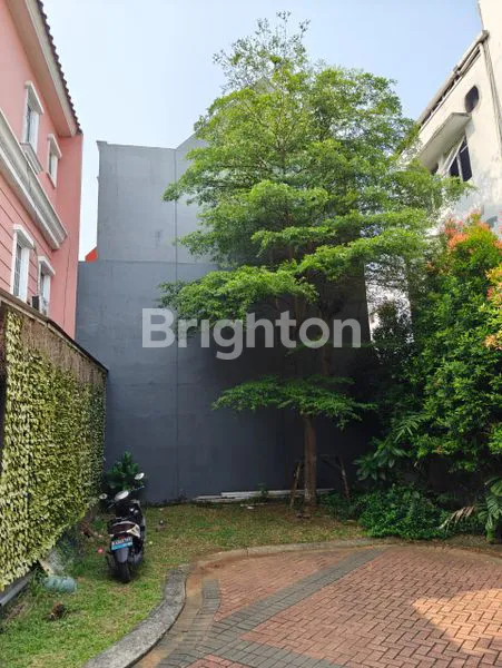 image RUMAH FULL FURNISHED PARKIRAN LUAS OMAHA VILLAGE GADING SERPONG (8)