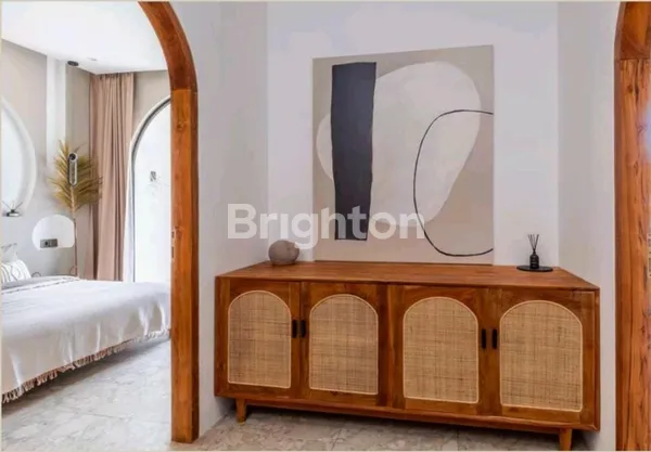 image DIJUAL VILLA MODERN 1BR 2 LANTAI DI JL TUMBAK BAYUH, PERERENAN (5)