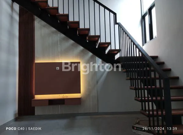 image DIJUAL DAN DISEWAKAN RUMAH BARU DAN MEWAH DI SOLOBARU, DEKAT PAKUWON MALL DAN GEDUNG PERKANTORAN!! ISTIMEWA!! (5)