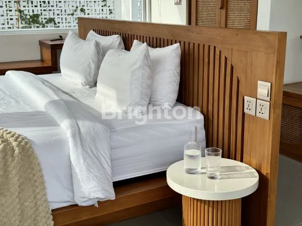 image HIGH-DESIGN 3BR VILLA IN TUMBAK BAYUH NEAR CANGGU & PERERENAN\N/ VILLA 3 KAMAR DESAIN MODERN DI TUMBAK BAYUH DEKAT CANGGU & PERERENAN”\N (4)