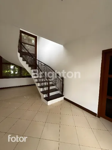 image VILLA MEWAH LT 330 DI JL. PETITENGET (5)